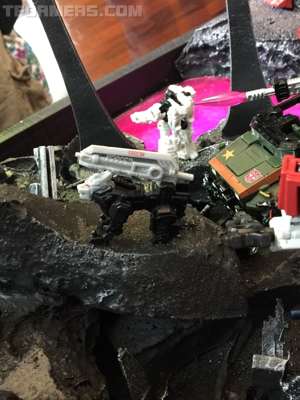 Sdcc 2018 Siege War For Cybertron Transformers Toys  (40 of 67)